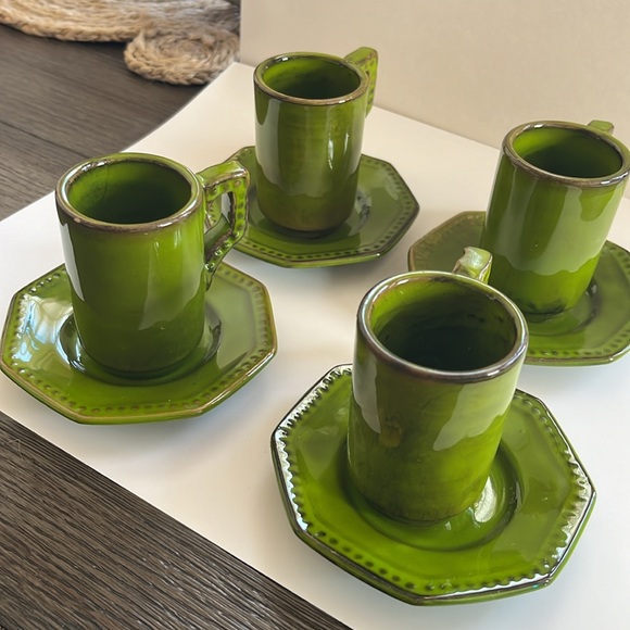 Green Signed PV Pleasant Village Italian Espresso Cups and Saucers - Set of 4 - Picture 9 of 12